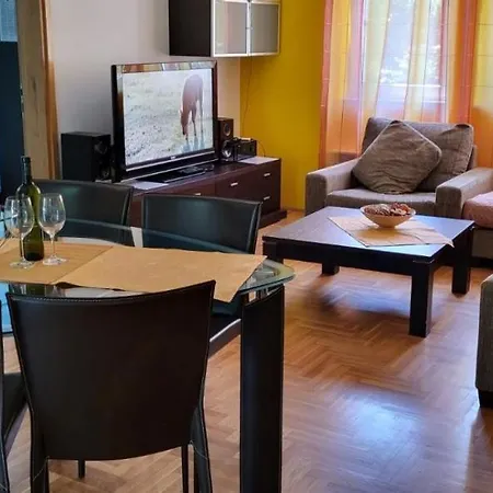 Apartment Lili Vantacici